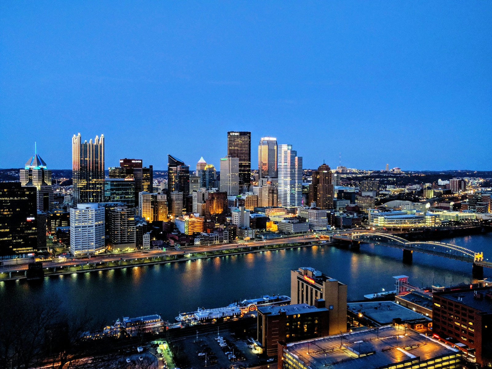 Pittsburgh skyline and advanced manufacturing hub